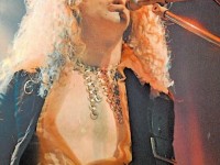 Ian Hunter, of Mott the Hoopie, in Malcolm Hall jacket, circa 1973